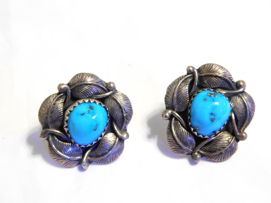 Sterling Silver Turquoise Native American Post Earrings Signed (1 of 5)