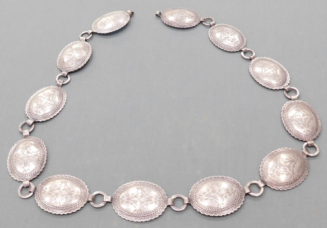 Vintage Sterling Silver Native American Linked Concho Belt w/Designs (1 of 18)
