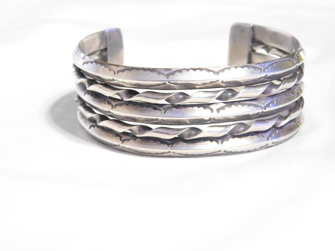 Heavy Sterling Silver Native American Cuff Bracelet Gorgeous!! (1 of 9)