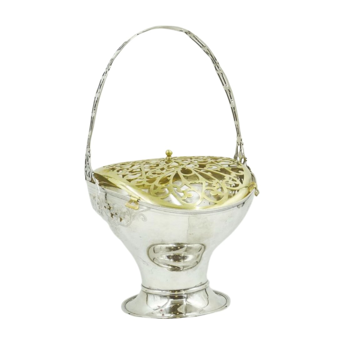 LARGE ANTIQUE GORHAM STERLING CHARLESTON BRIDES BASKET: Large Antique 1919 Gorham Sterling Silver Brides Basket. Inscribed "From the Charleston Chapter American Institute of Banking 1920". With rigid ornate handle, pattern 2986A, with reticulated band deco