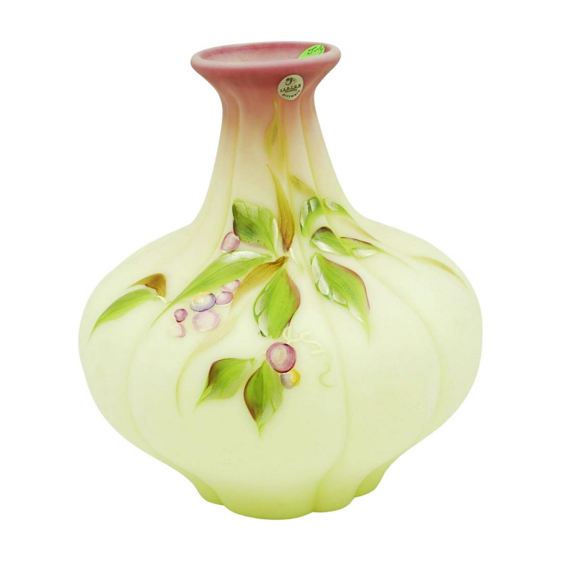 FENTON ART GLASS BURMESE MELON VASE GLOWS (1 of 3)