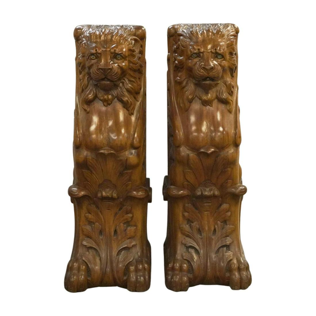 ANTIQUE CARVED WALNUT LARGE LION SUPPORTS / NEWEL POSTS (1 of 8)