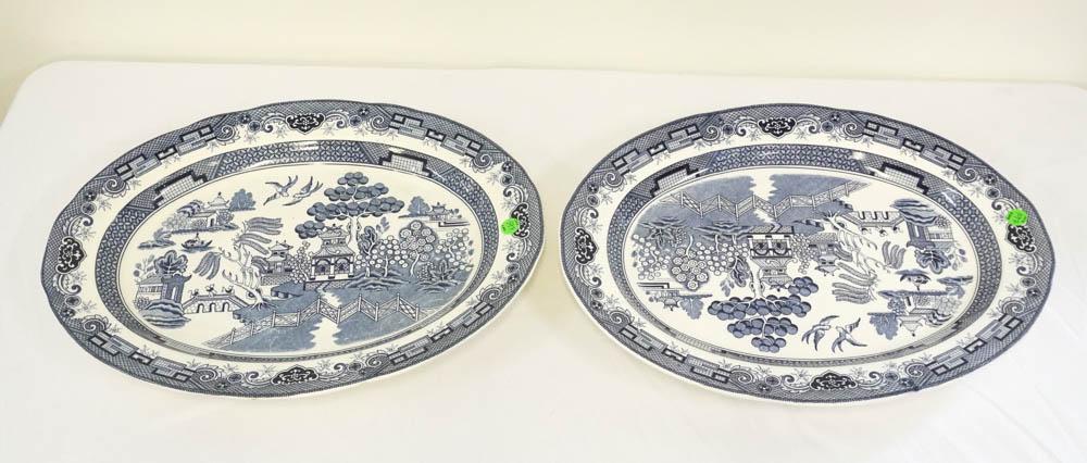 TWO VINTAGE WILLOW WARE SERVING PLATTERS (1 of 4)