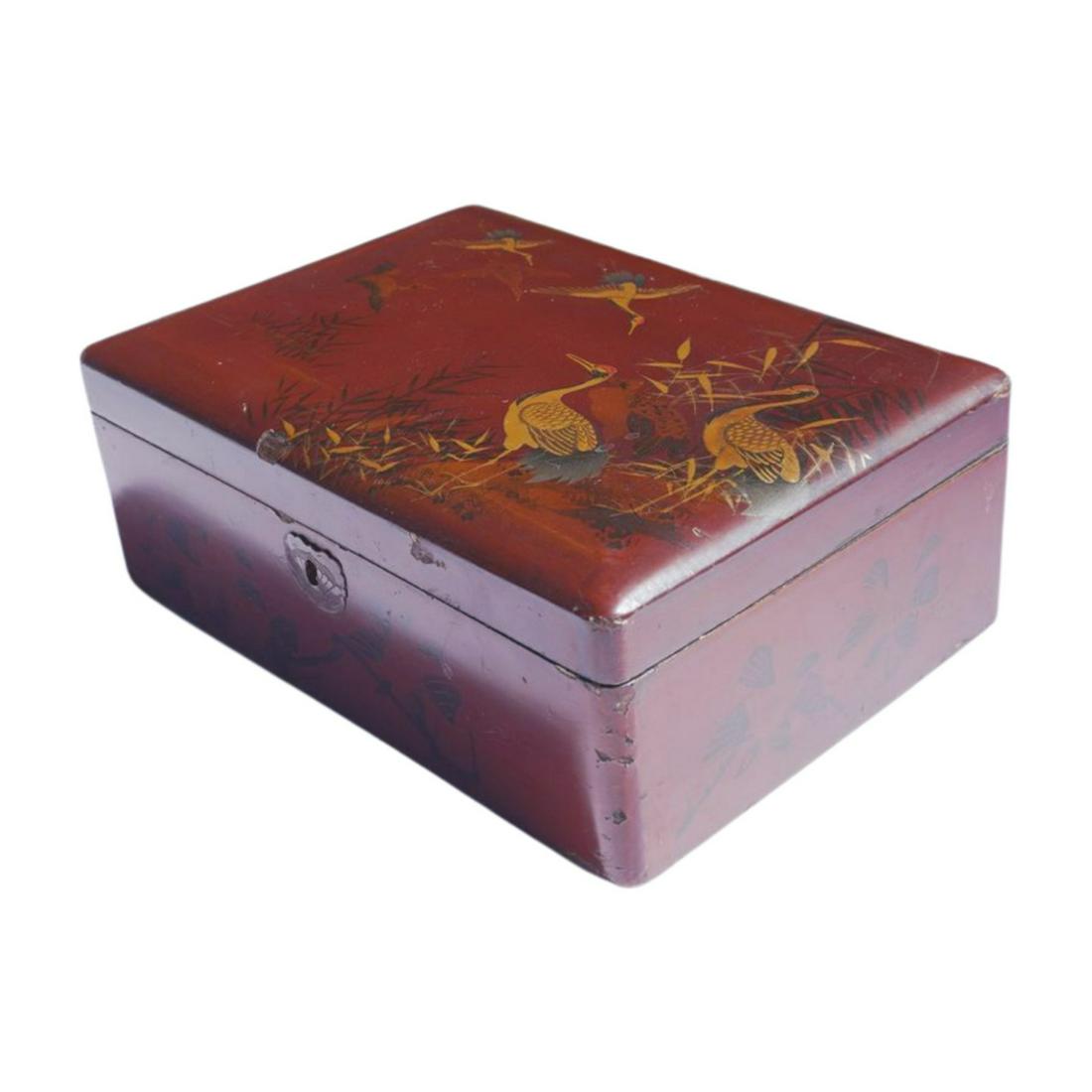 ANTIQUE JAPANESE LACQUER BOX (1 of 6)