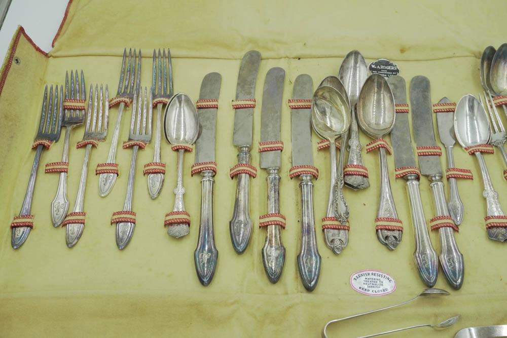 49 PC 19th c SILVER PLATE VICTORIAN FLATWARE (1 of 6)