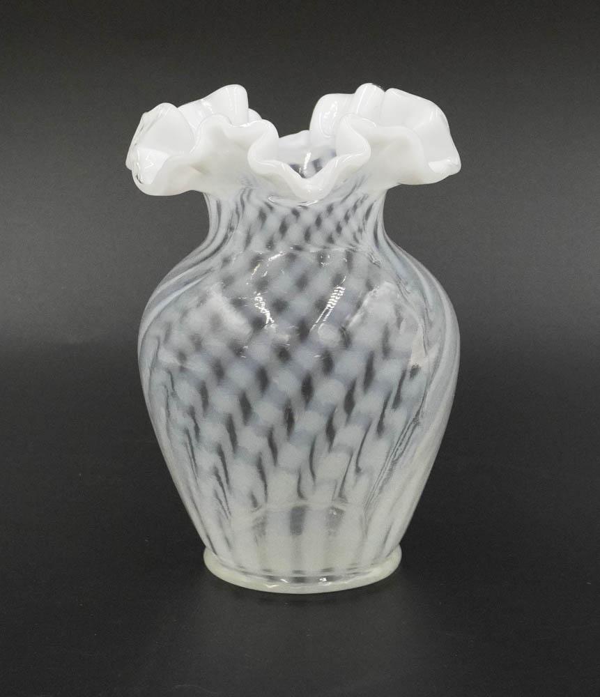 VINTAGE FENTON OPALESCENT SWIRL VASE (1 of 2)