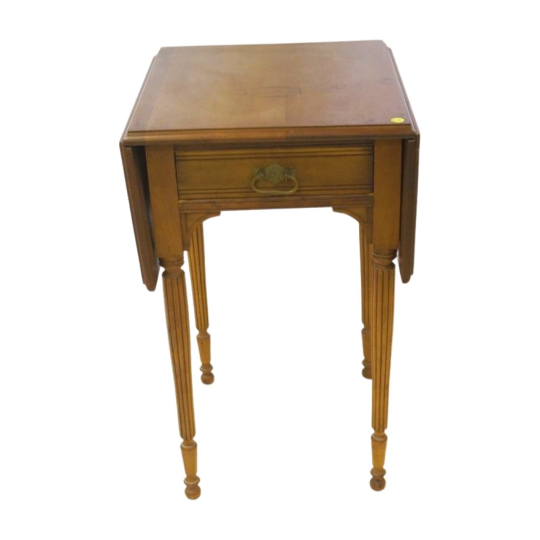 ANTIQUE 19th c DROP LEAF PEMBROKE TABLE (1 of 4)