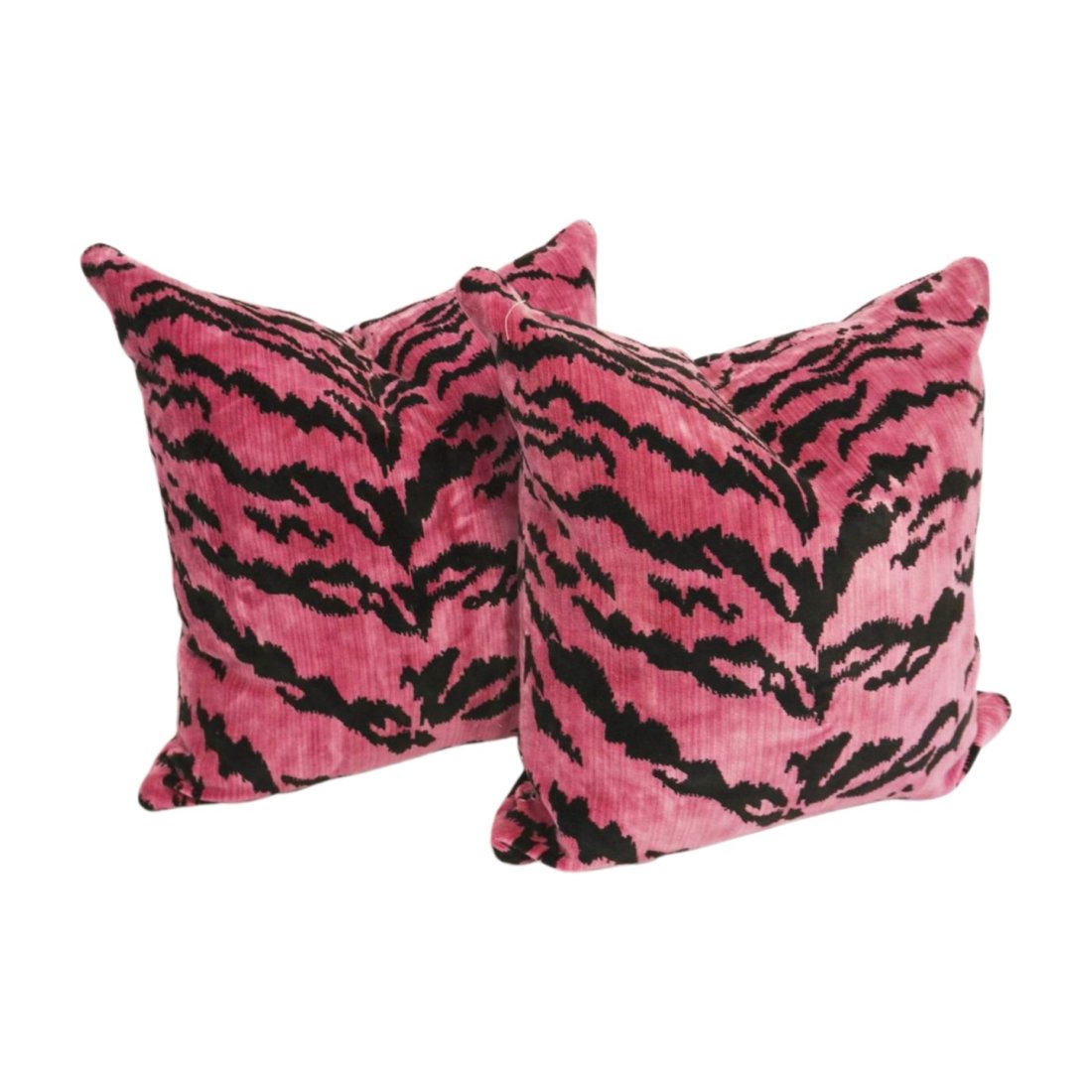 PAIR OF FUCHSIA SCALAMANDRE TIGRE PILLOWS (1 of 5)
