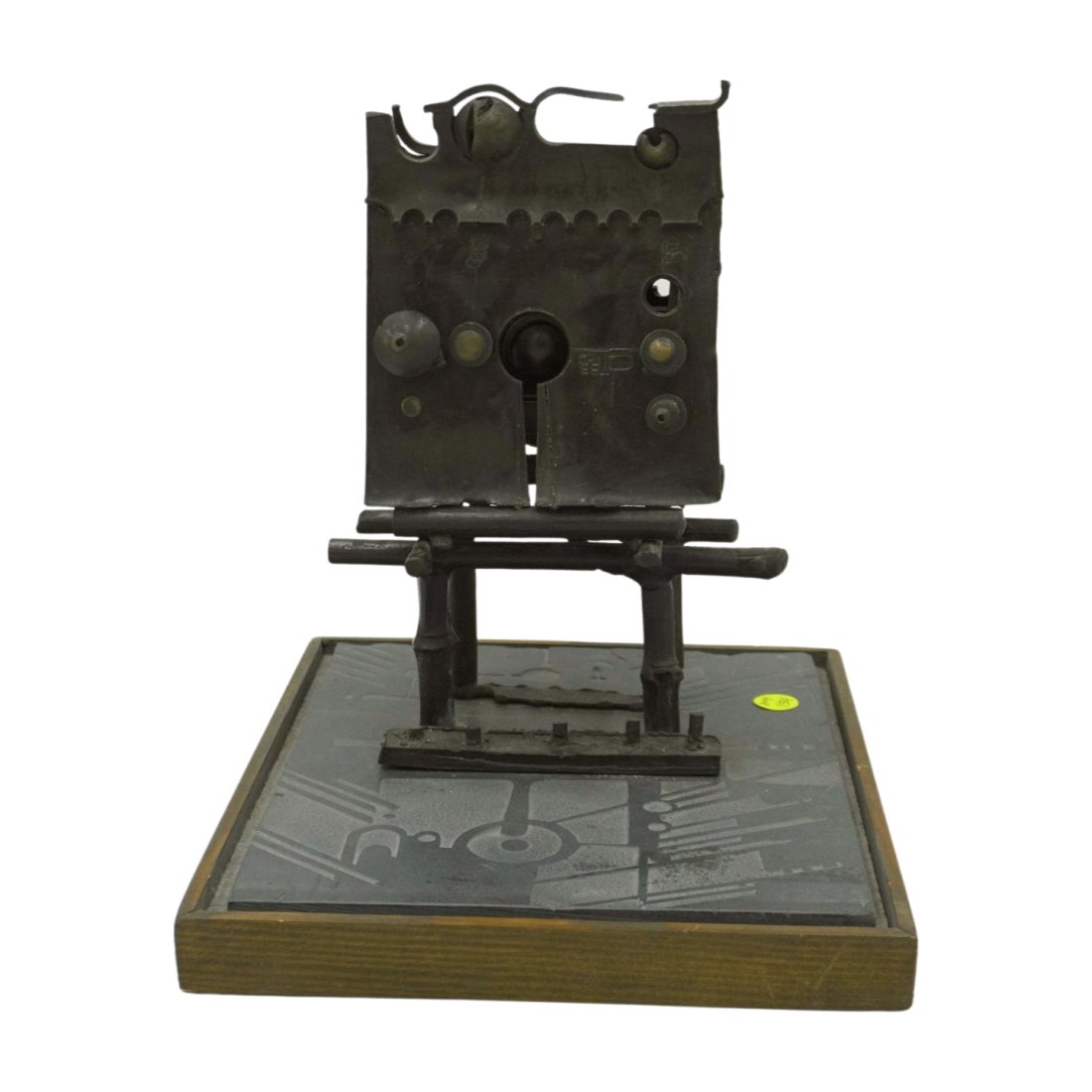 BRUTALIST METAL SCULPTURE RAB 1984: Vintage Brutalist Metal Sculpture signed RAB and dated 1984. Measures 9.5"x9.5"x12". Weight 12 lbs. PROVENANCE: The Terri Henning Collection, The Peoples Building Penthouse,18 Broad Street, Charleston