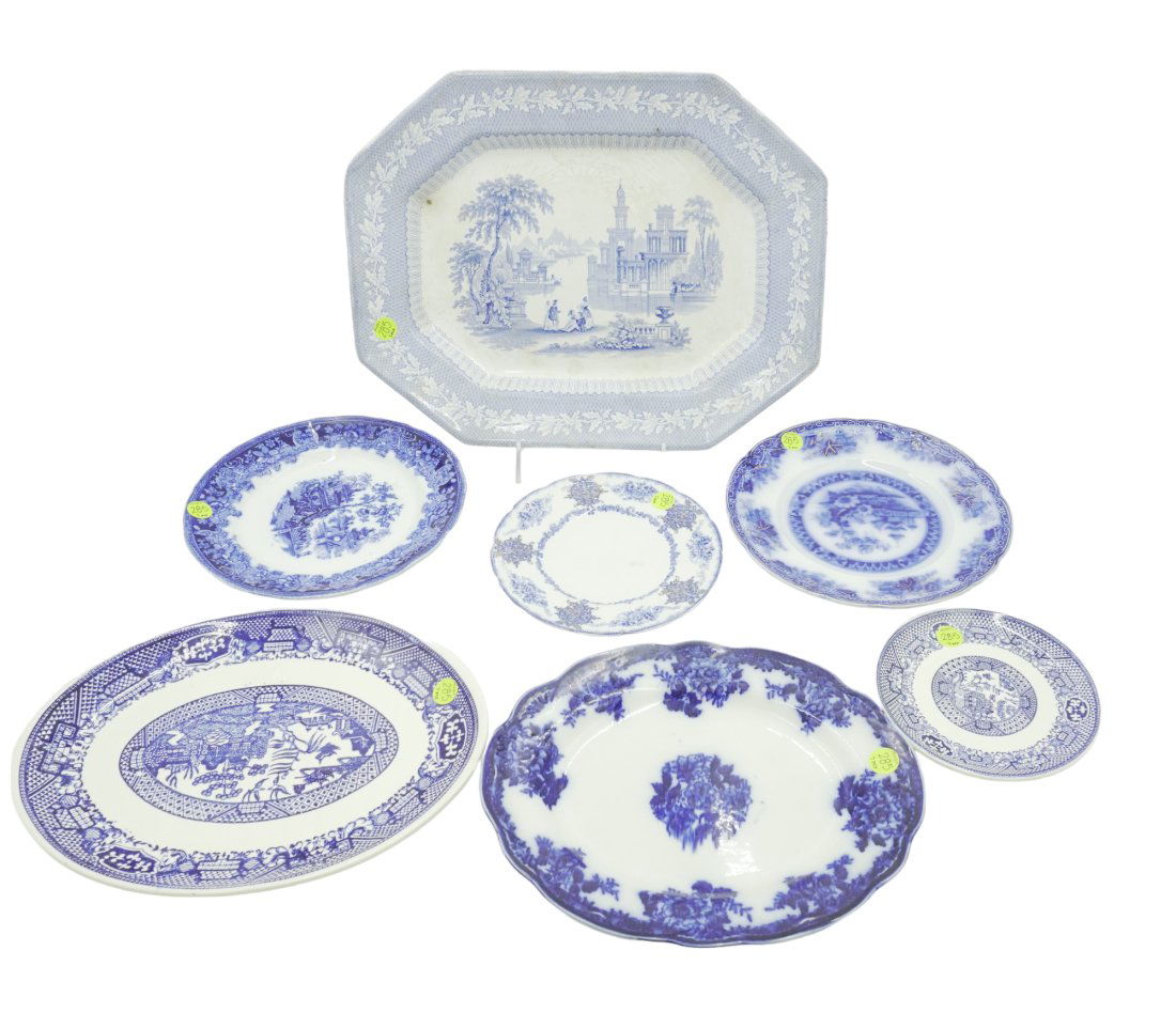 7 PIECES OF ANTIQUE BLUE WILLOW AND TRANSFERWARE PLATES (1 of 8)