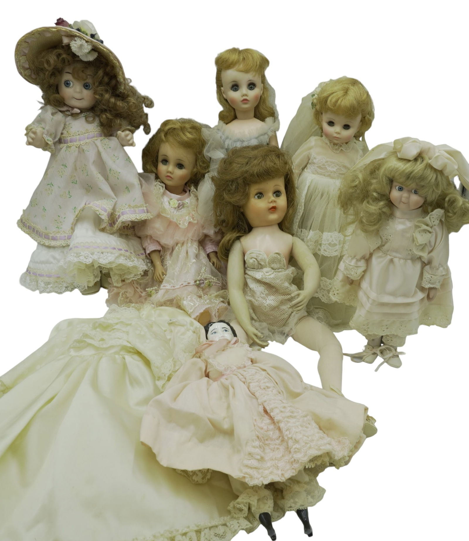 7 VINTAGE DOLLS - MADAME ALEXANDER & MORE (1 of 10)