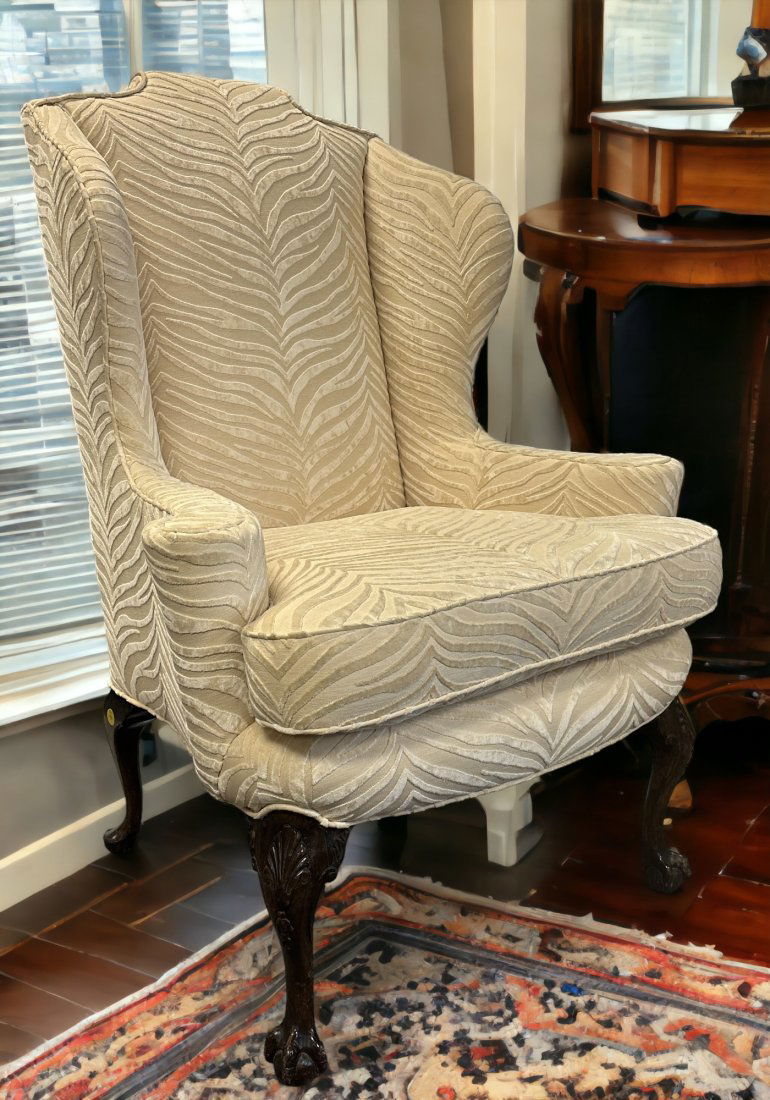 ANTIQUE CHIPPENDALE CARVED BALL & CLAW FOOT CHAIR (1 of 7)