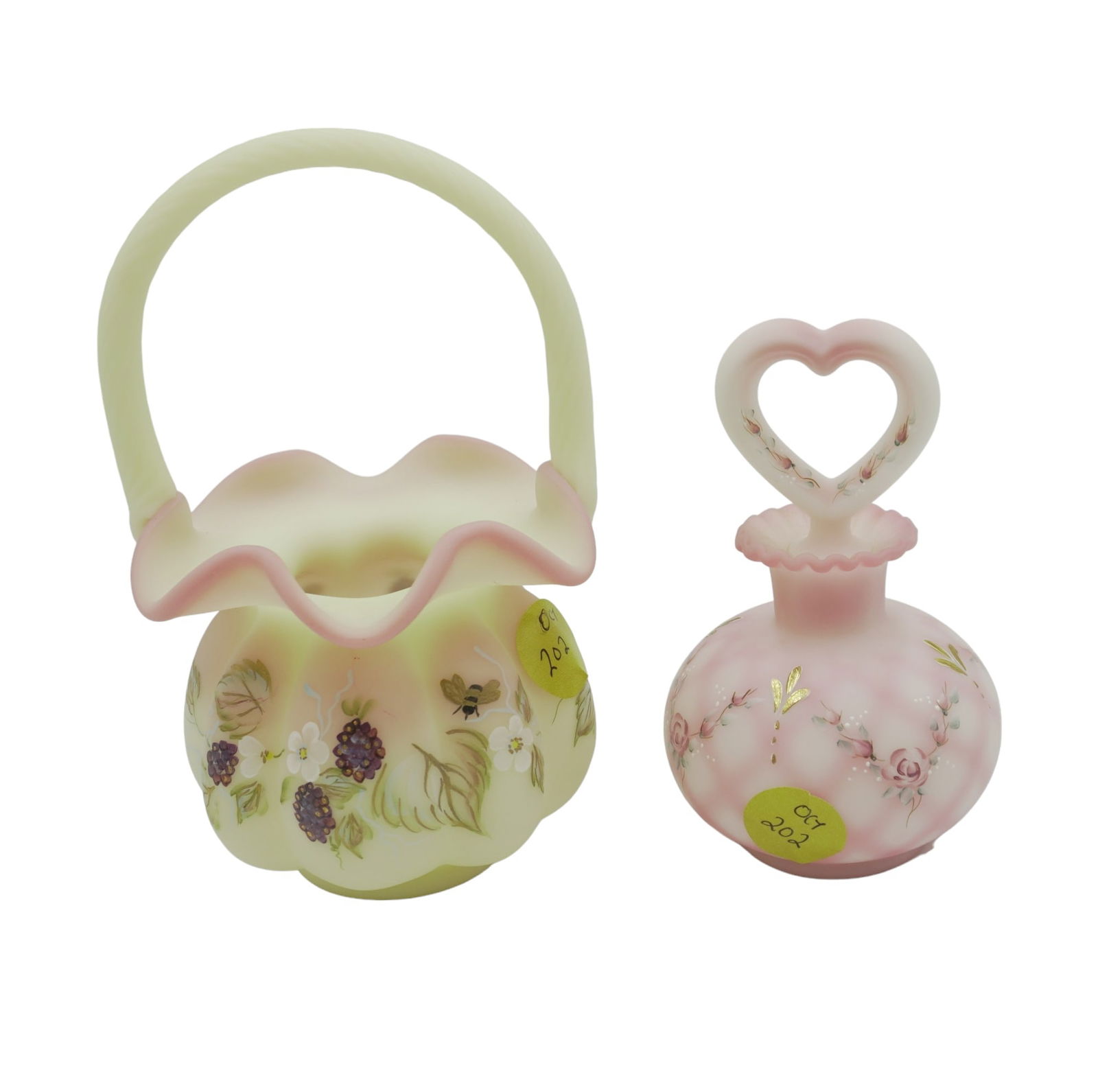 2 FENTON BURMESE PERFUME & BLACKBERRY BASKET (1 of 8)
