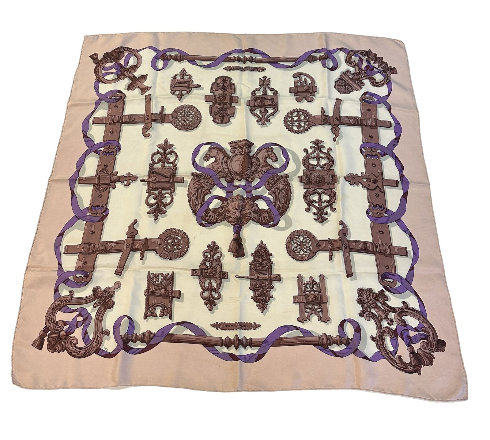 VINTAGE HERMES FERRONNERIE SCARF IN BOX (1 of 7)