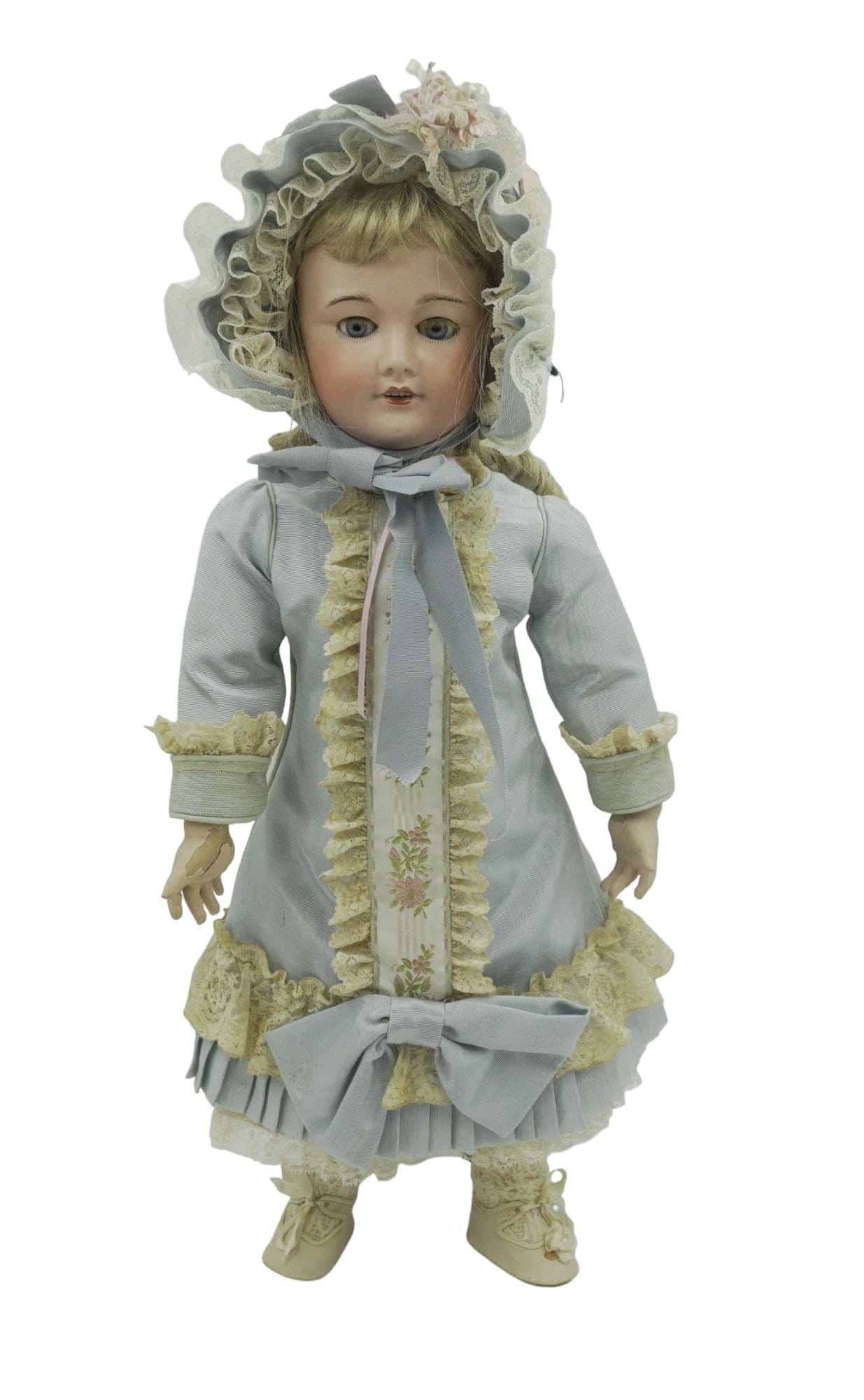 SFBJ FRENCH ANTIQUE PORCELAIN 22" DOLL: Antique French 22" Doll by SFBJ (Societe Fran?aise de Fabrication de Bebes et Jouets) who were the last of the great French doll making companies. Formed at the at the end of the 19th Century, SFBJ ma