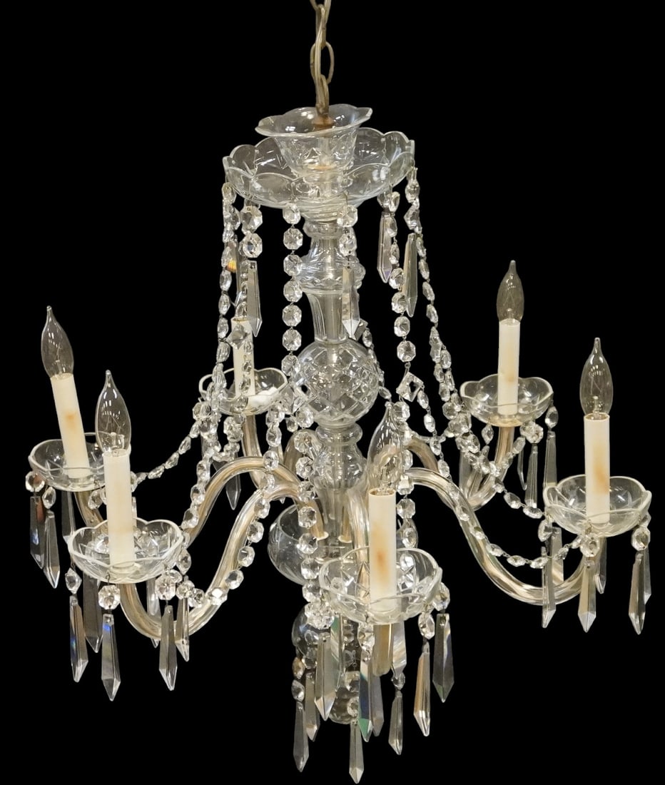 TRADITIONAL BOHEMIAN CRYSTAL CHANDELIER (1 of 6)