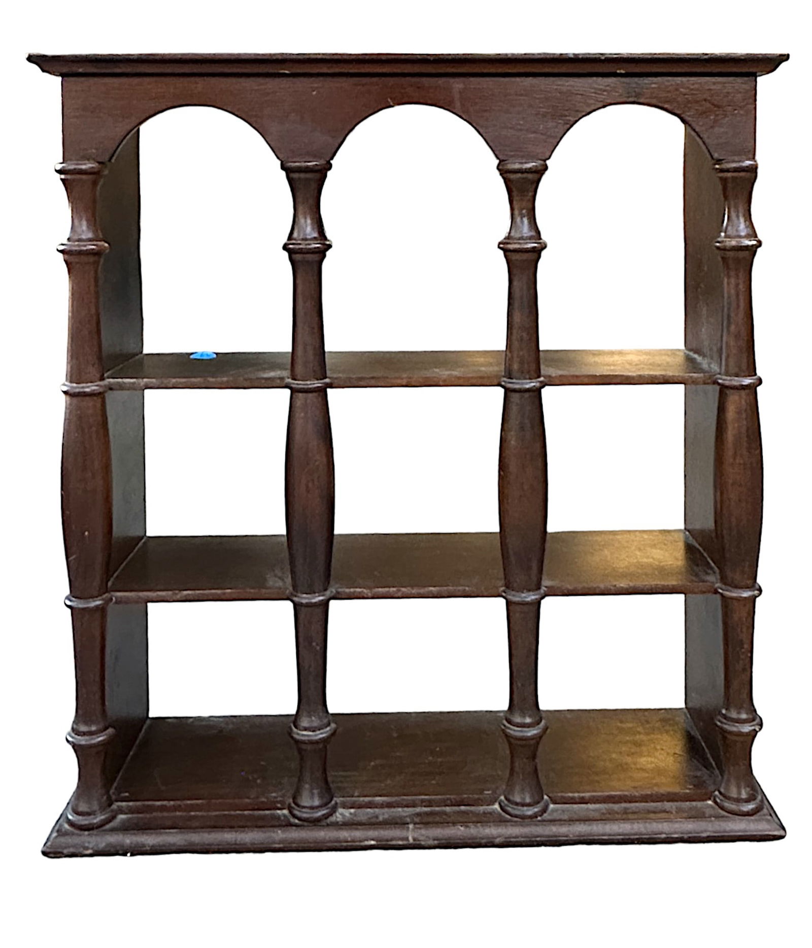 VINTAGE WOODEN 3 SPINDLES 3 SHELF DISPLAY SHELF (1 of 5)