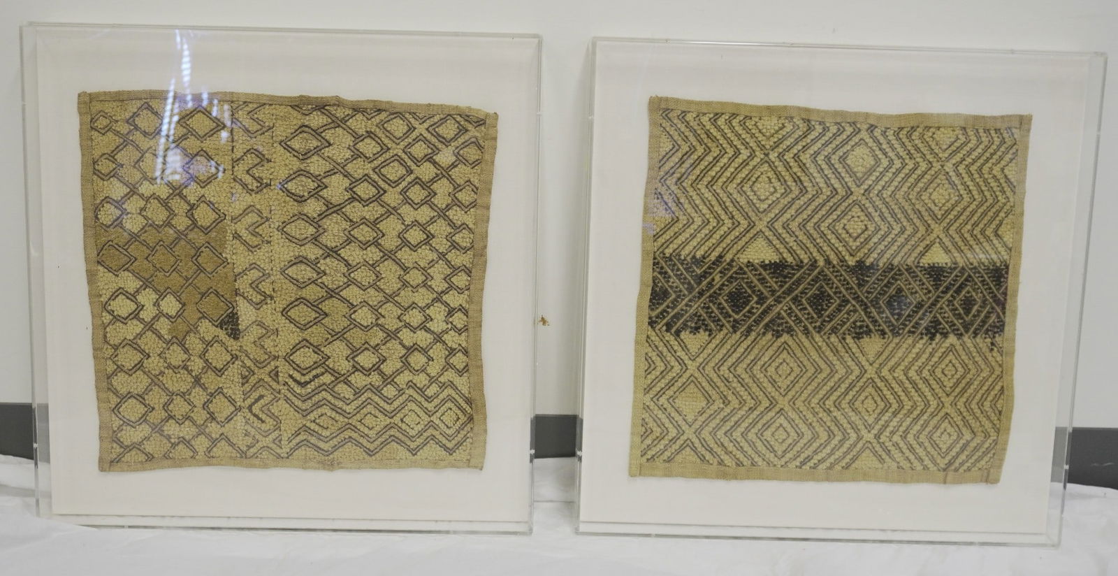 PAIR FRAMED ANTIQUE CONGO TRIBAL KUBA CLOTH (1 of 7)