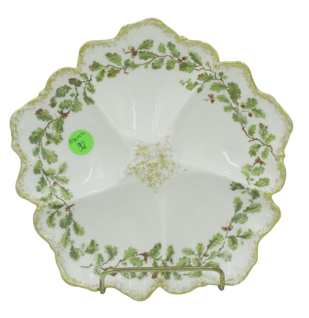ANTIQUE LIMOGES T & V HAND PAINTED OYSTER PLATE: Antique T & V Limoges Hand Painted 5 Well Oyster Plate. Retailed at Higgins & Seiter (New York, NY) c. 1913. Measures 8"x*"x1.25". Weight 12 oz.