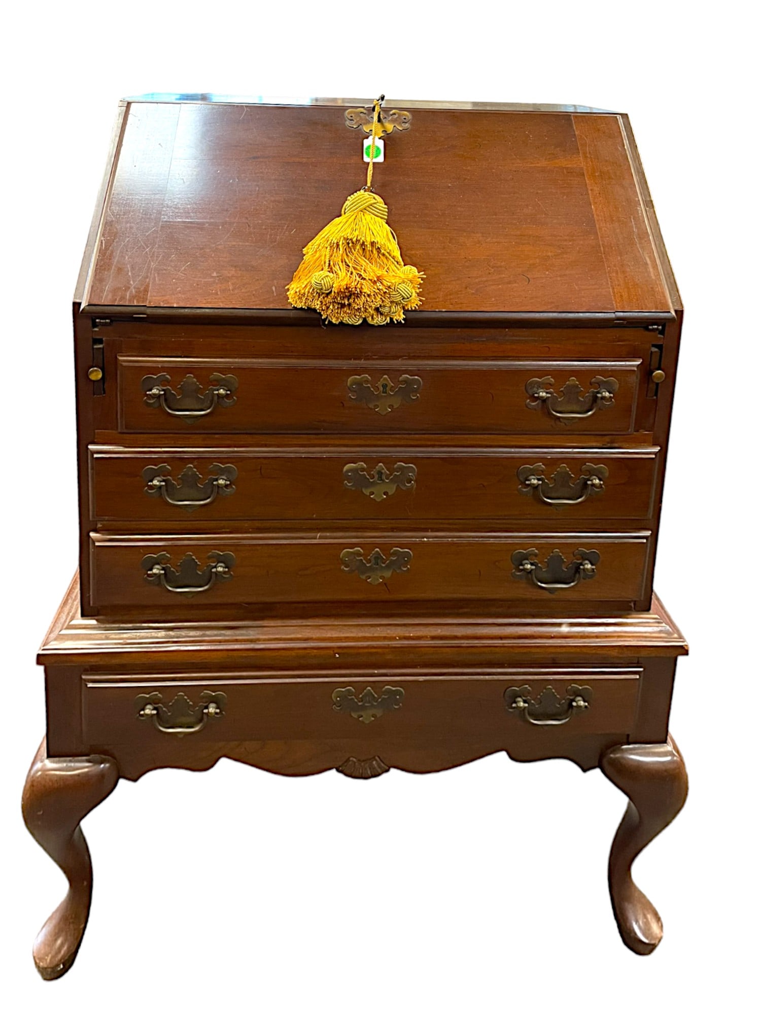 MAHOGANY QUEEN ANNE STYLE DROP LEAF DESK: Mahogany Queen Anne Style Drop Front Secretary / Desk c. 1940s. Nicely fitted interior. Original Key. Measures 27"x17.5"x37"