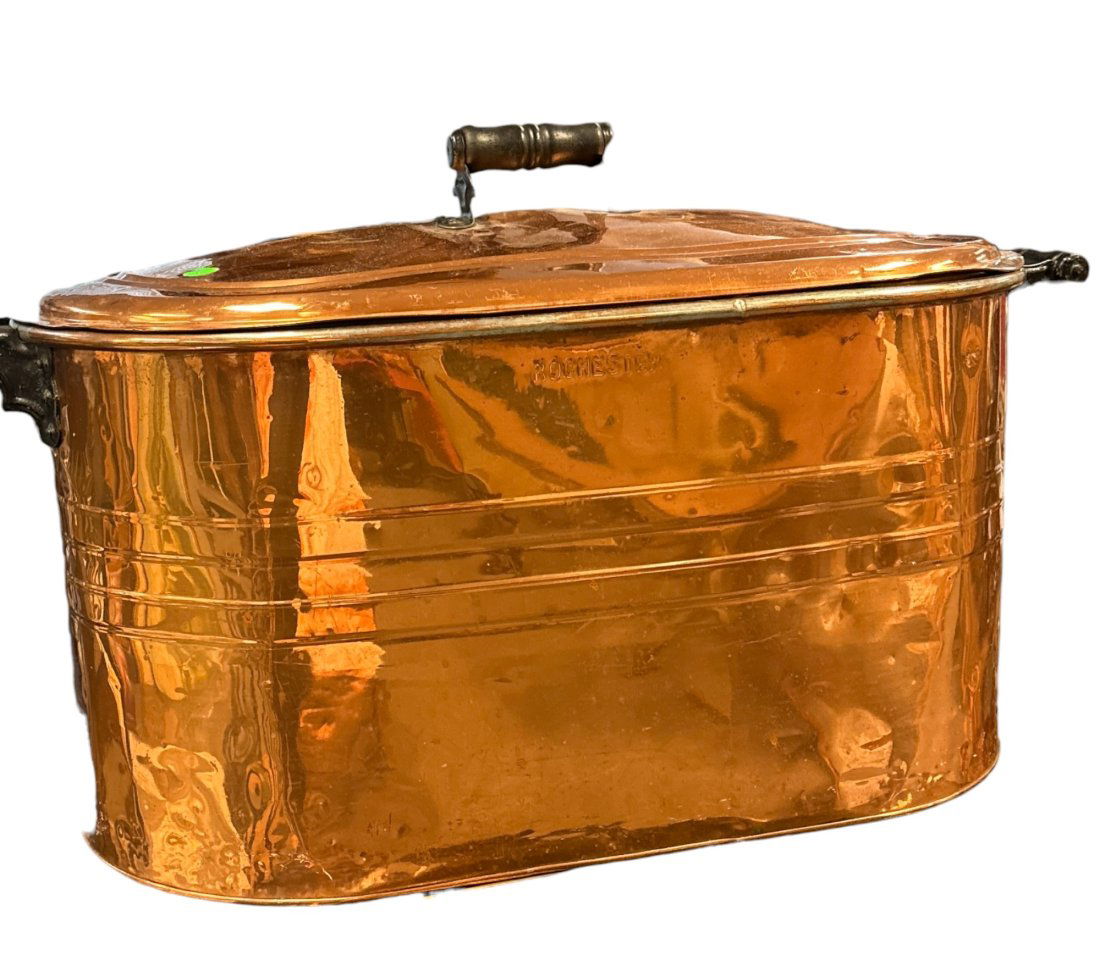 LARGE ANTIQUE COPPER TUB W GLASS INSERT: Antique Large Copper Boiler Wash Tub with Wood Handles and Copper Lid. Custom made glass insert for bottom. Perfect beer cooler filled with ice, planter or firewood holder. Measures 29"x14"x14"high. W