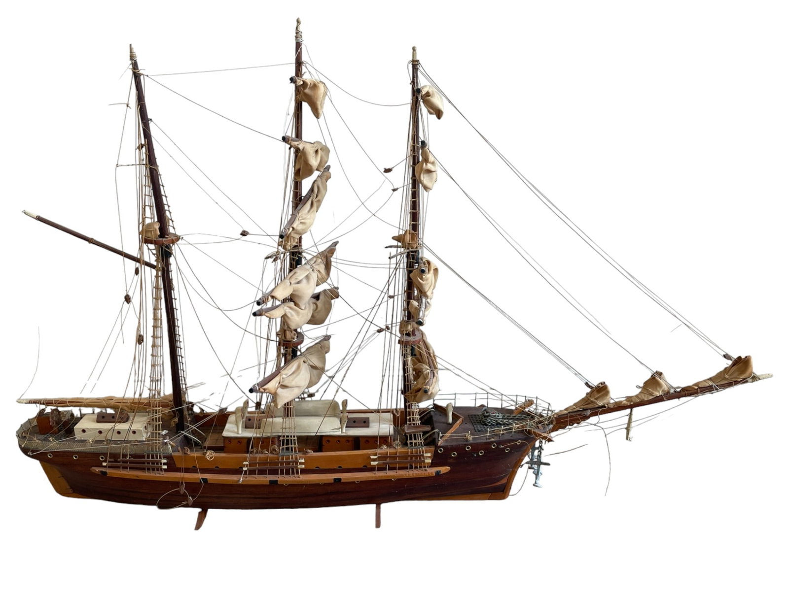 LARGE ANTIQUE FRIGATE SHIP MODEL: Large Antique / Vintage Frigate Ship Model with lots of fine detailing. Measures 27 1/2" x 43" x 12". Total Weight 7 lbs.