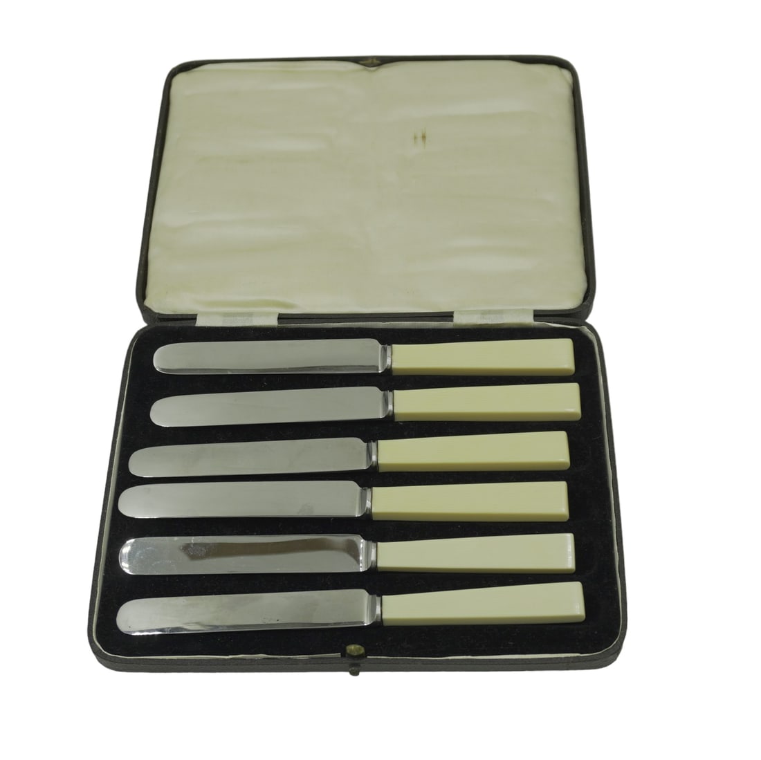 BOXED SET OF 6 W. STONES & SON FRUIT KNIVES: Boxed set of 6 Antique W. Stones & Son Celluloid Handle Fruit Knives. Each 6 3/4". Box 7 3/4"x6"x1". Weight 1 lb 2 oz