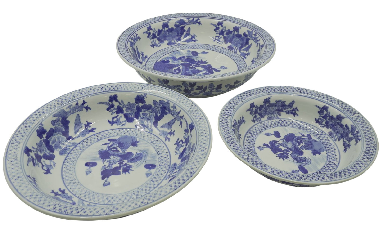 3 BLUE & WHITE LARGE CHINESE EXPORT HAND PAINTED NESTING BOWLS: Three (3) Hand Painted Blue & White Chinese Export Porcelain Bowls. Largest 14"x14"x3.75". Weight on all conbined 12 lbs10 oz