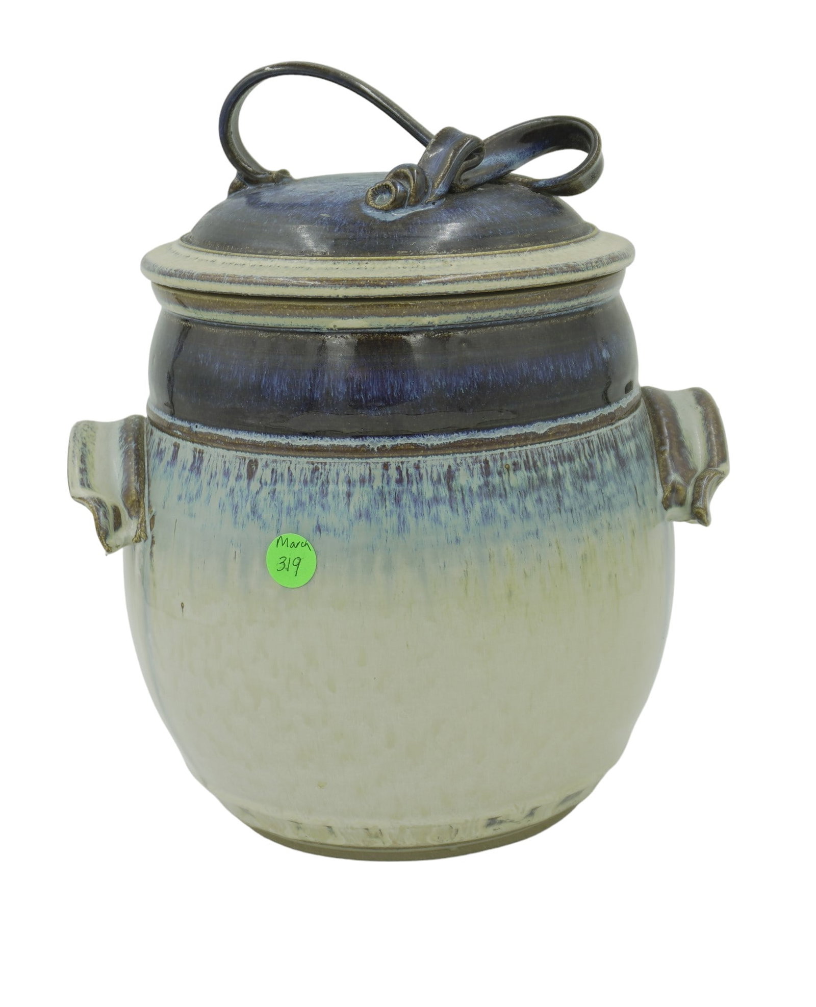 LARGE RIVER ROAD POTTERY COVERED BEAN POT: Large River Road Pottery, Johns Island Hand Made Covered Bean Pot. Signed. Excellent condition. Measures 9"x8"x12". Weight 7 lbs 5 oz.