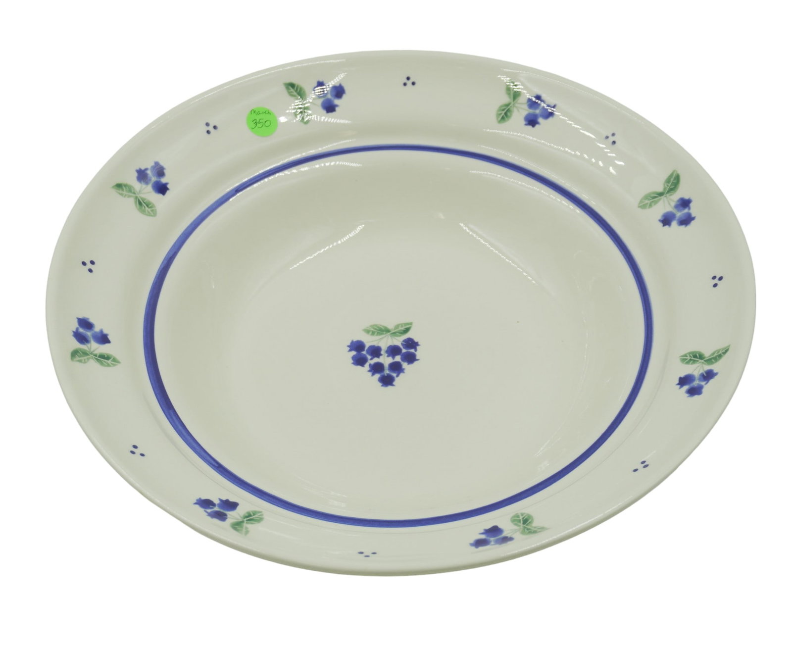 LARGE HARTSTONE PASTA BOWL BLUEBERRIES: Large Hartstone Pasta Serving Bowl Blueberries. Measures 14.5"x14.5"x3". Weight 4 lbs 10 oz.
