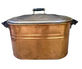 LARGE ROCHESTER COPPER TUB W GLASS INSERT