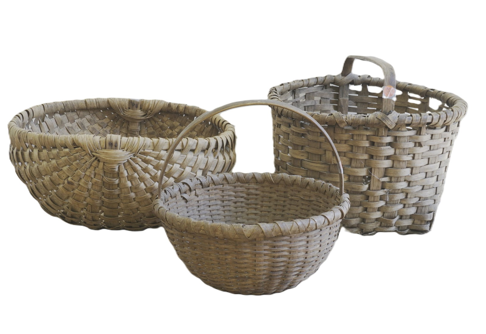 3 ANTIQUE AMERICAN GATHERING BASKETS: 3 Antique American Splint Gathering Baskets, Vermont / Maine. Largest 16"x16"x8". Medium 14"x14"x12". Small 11.5"x11.5"x 12". Weight on all 5 lbs. PROVENANCE: A Private Collection of a New England Not