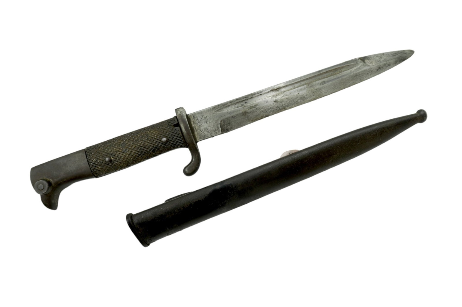 WWI IMPERIAL GERMAN G98 MAUSER BAYONET: WWI Imperial German G98 Mauser Bayonet 15.5". Weight 1 lb