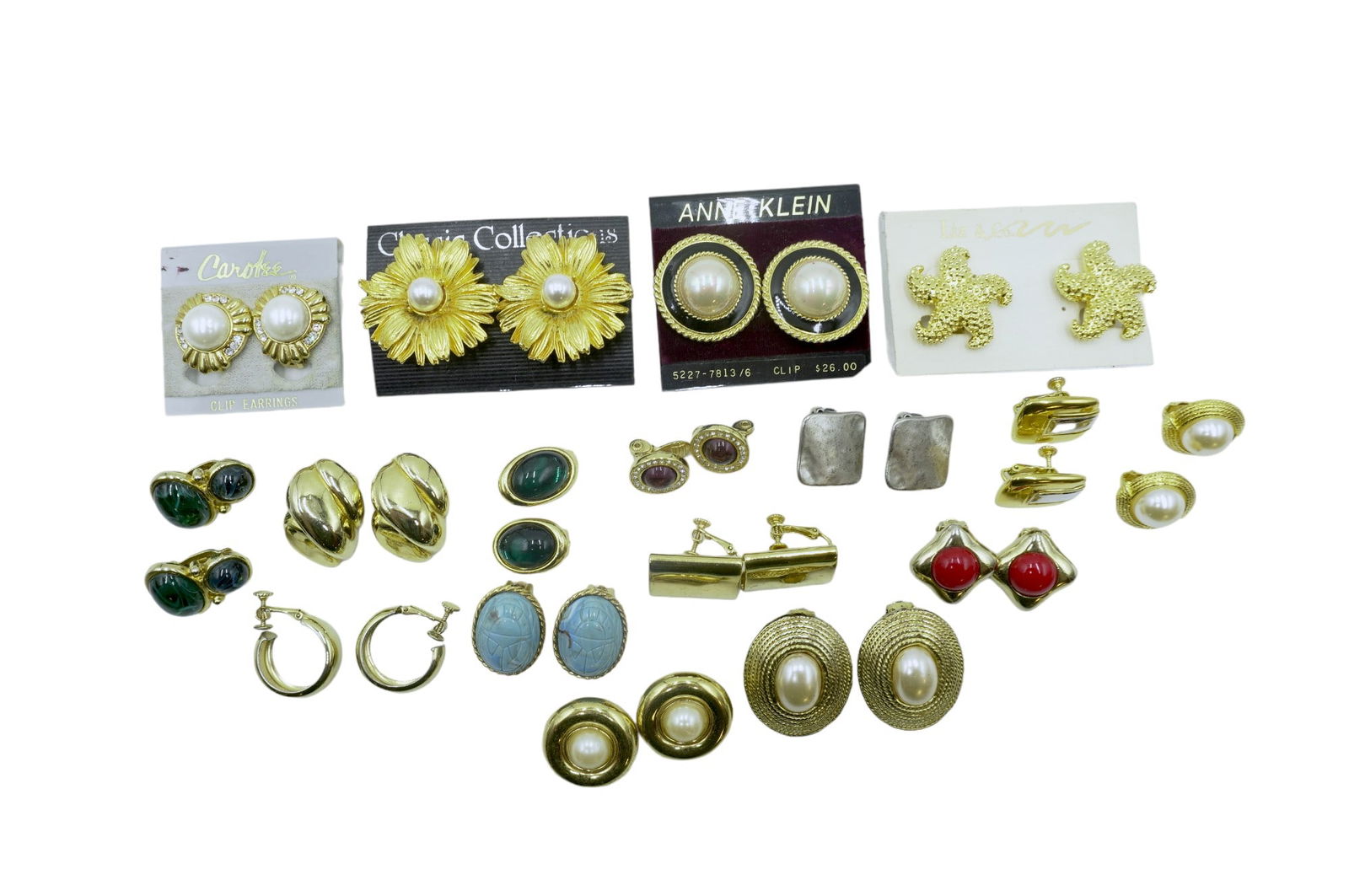 17 PAIRS COSTUME CLIP ON EARRINGS (1 of 7)