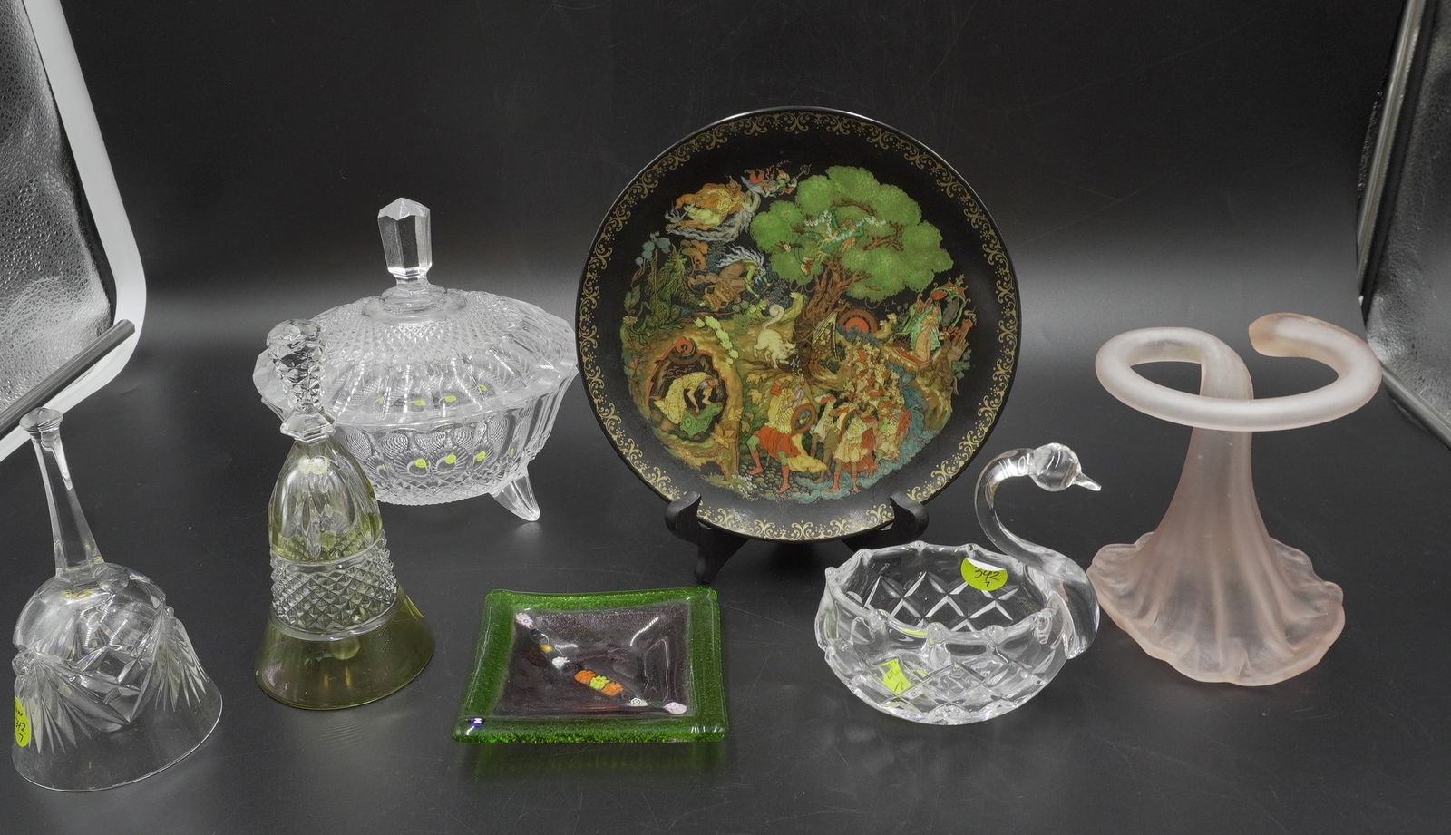 7 PC GLASS & PORCELAIN GROUPING MURANO - CESKA (1 of 8)