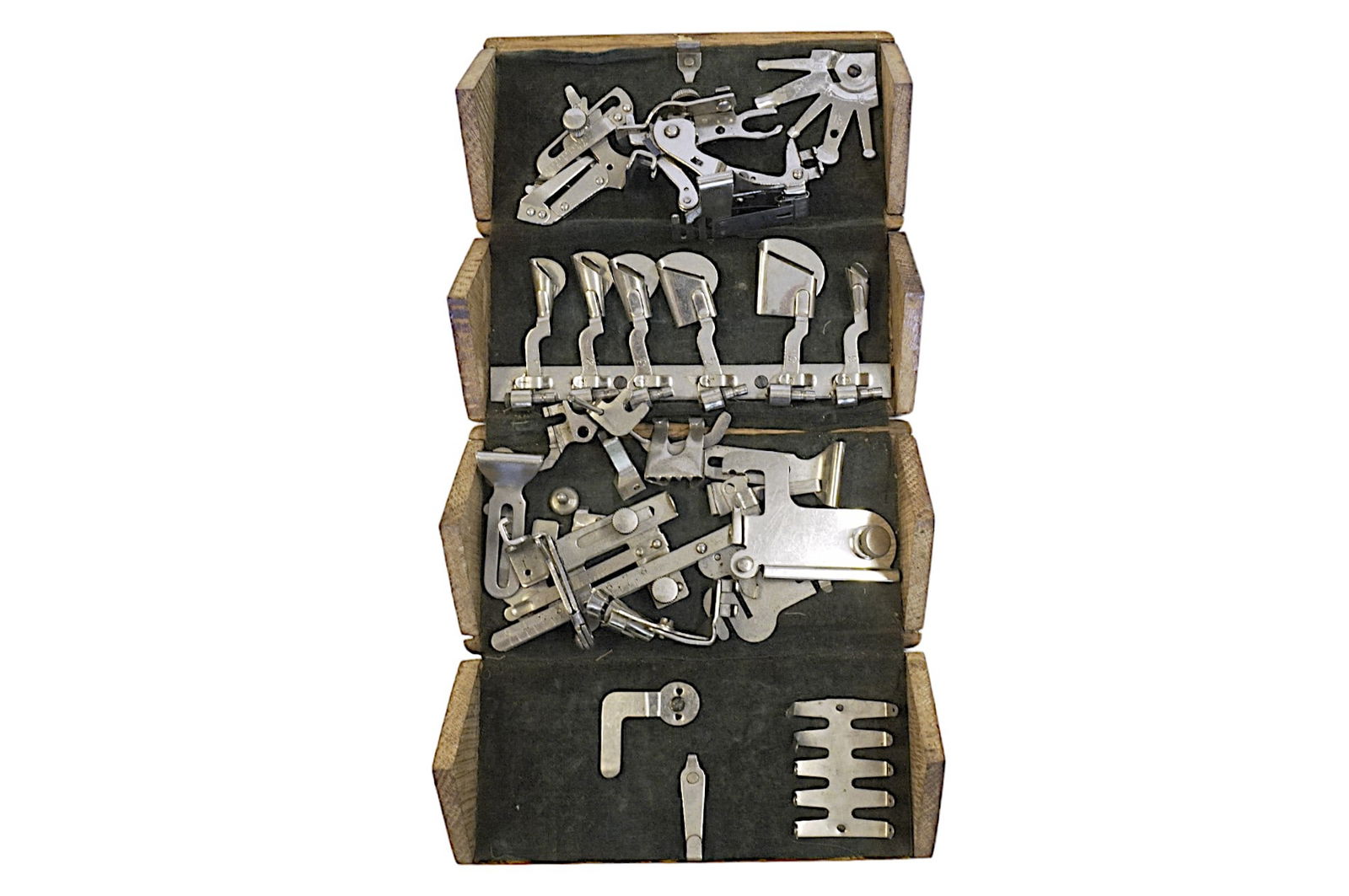 ANTIQUE 1889 SINGER SEWING OAK PUZZLE BOX W ACCESSORIES (1 of 6)