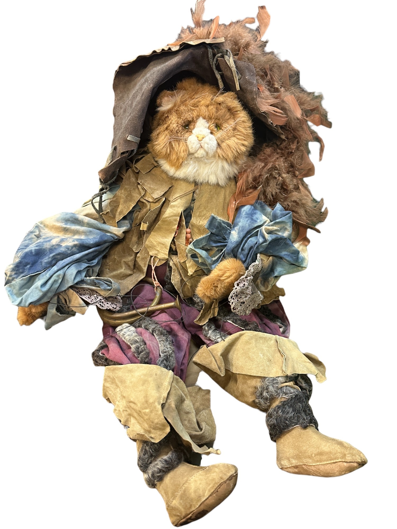 VINTAGE PUSS IN BOOTS MARIONETTE: Custom made ornate unique vintage puss in boots marionette. Measures 31" x 14.5" x 7" and weighs 4 lbs 2 oz.