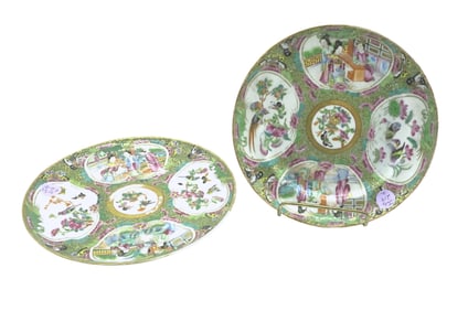 PAIR (2) ANTIQUE CHINESE EXPORT ROSE MEDALLION PLATES
