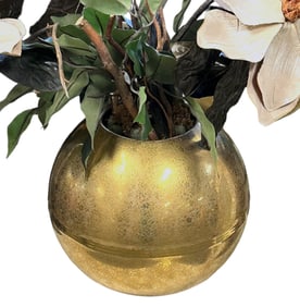 WHEELING DECORATING CO. CERAMIC GOLD VASE