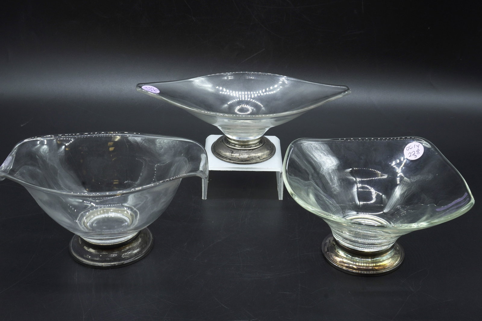 3 WEB STERLING FOOTED GLASS SERVING BOWLS: 3 Vintage 1930-40s Web Sterling Footed Glass Serving Bowls. 9", 7.5", and 6.25". Weight on all combined 2 lbs 8 oz.