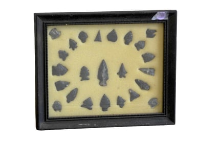 NATIVE AMERICAN ARROWHEAD COLLECTION OBSIDIAN