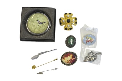 LOT OF STERLING SILVER PINS, VINTAGE BROOCHES, AND COMPACT - 9 PIECES