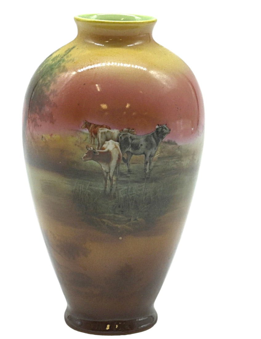 ROYAL BAYREUTH BAVARIA SCENIC CHINA COW VASE: Royal Bayreuth Bavaria Scene China Cow Vase. Measures 5.5" x 2.75" x 1.5", weighs 6.6 oz.