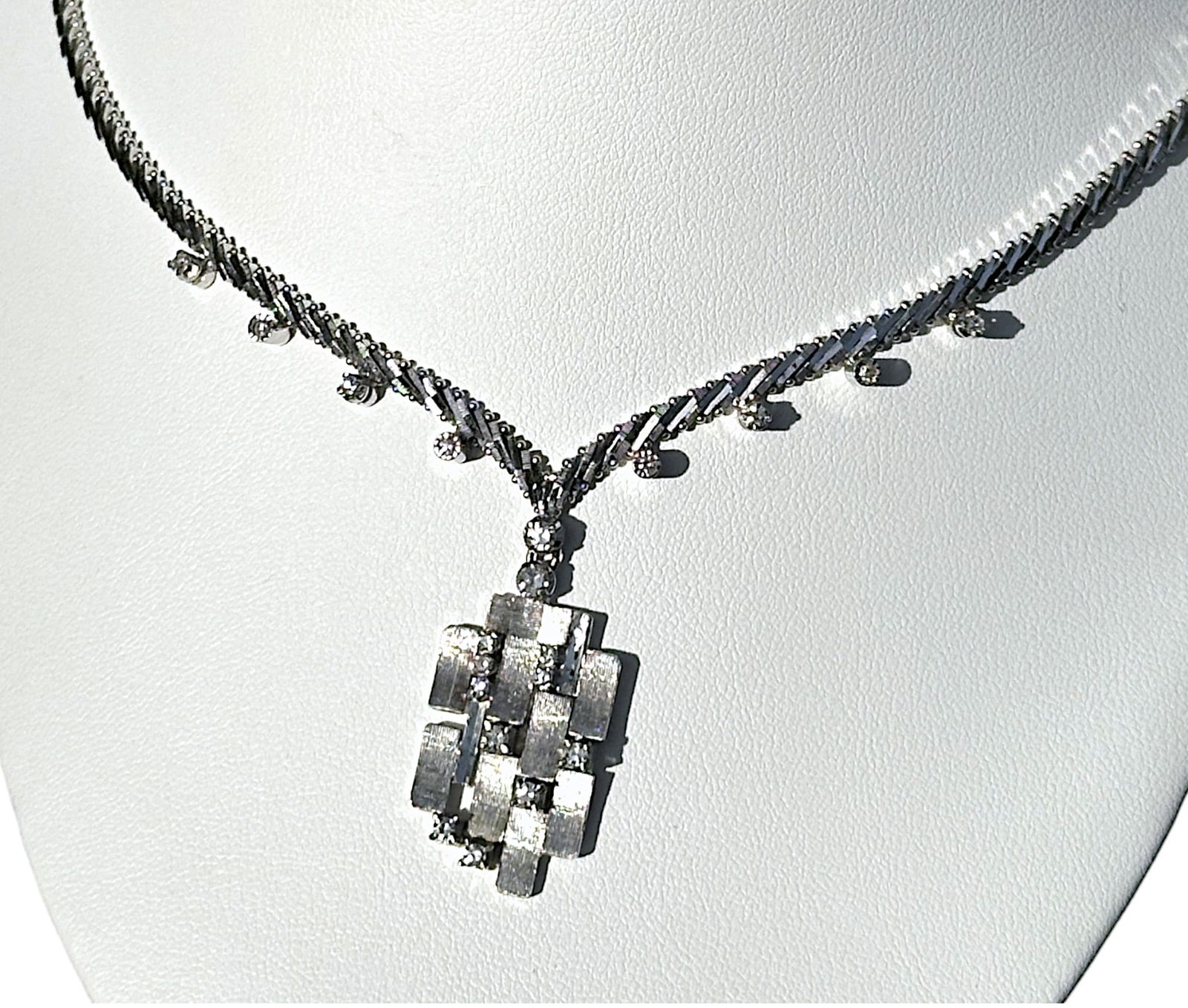 LADIES ESTATE 18k DIAMOND FANCY LINK NECKLACE (1 of 3)