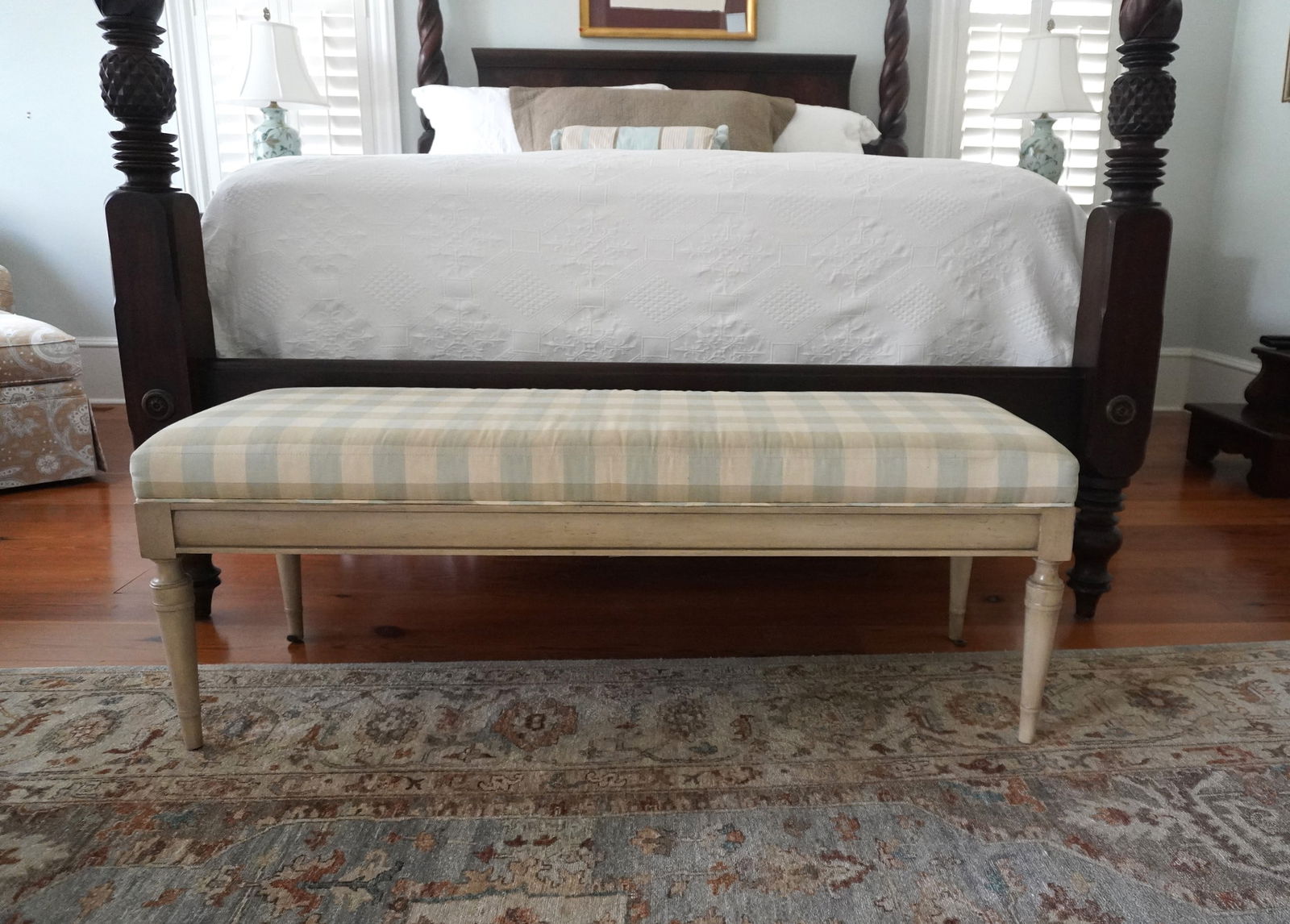 BAKER FURNITURE CREAM FRENCH REGENCY BENCH (1 of 6)