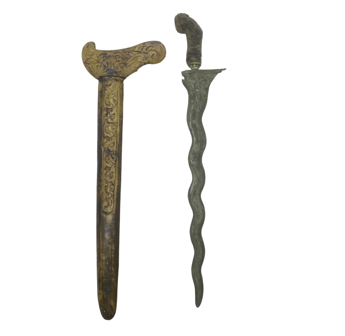 INDONESIAN KRIS / KERIS WITH CARVED WOOD SHEATH (1 of 6)