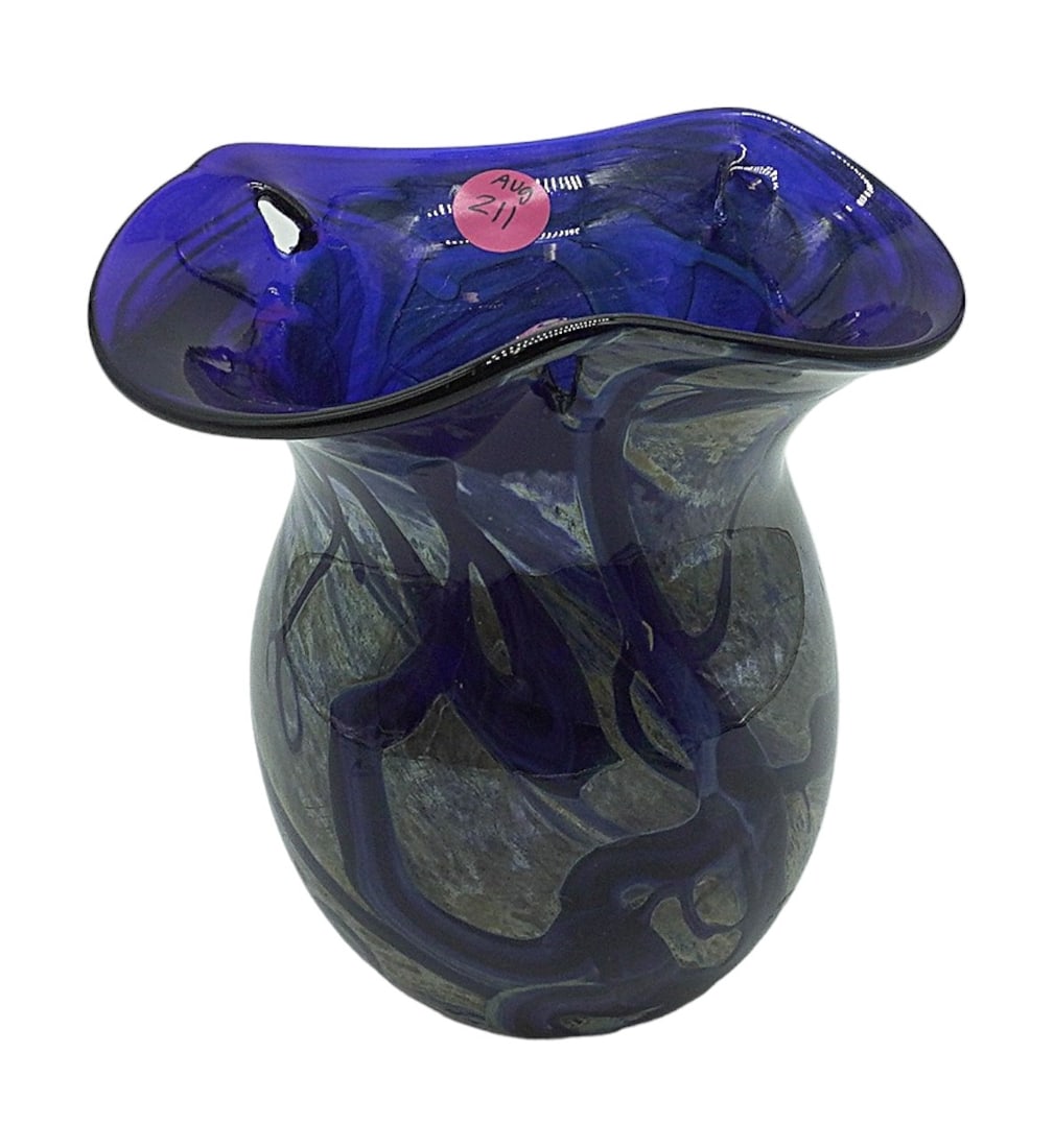 VINTAGE HANGING ART GLASS VASE (1 of 6)