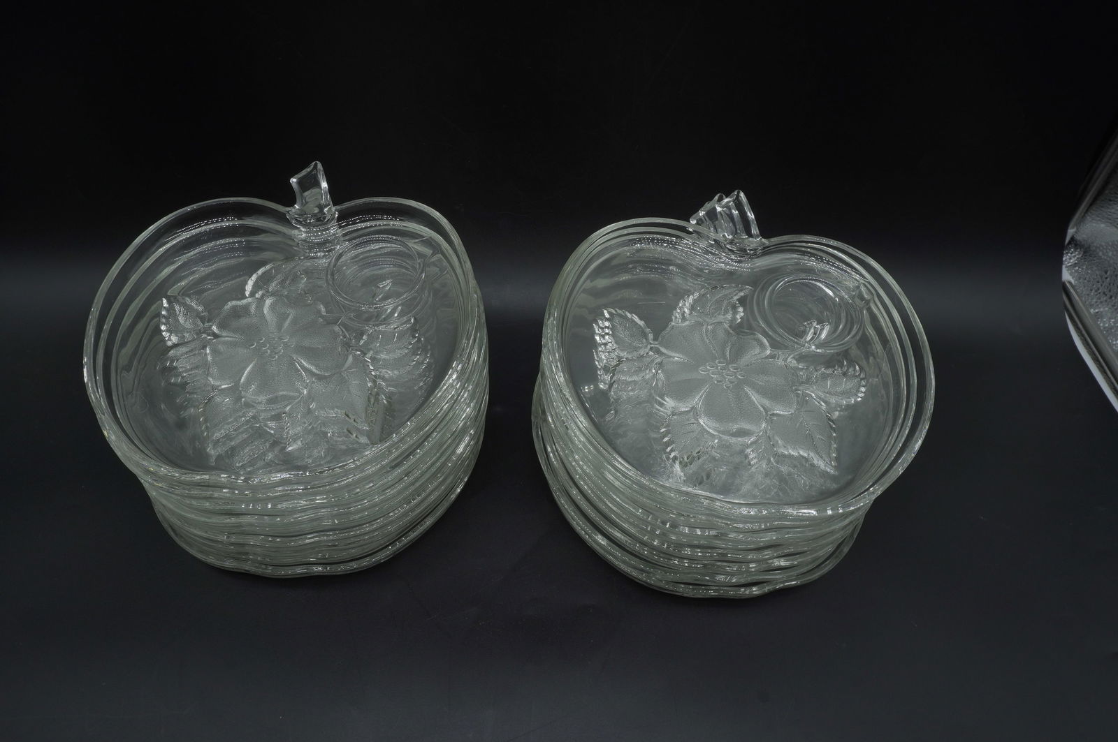 21 pc HAZEL ATLAS APPLE BLOSSOM SNACK SET (1 of 5)