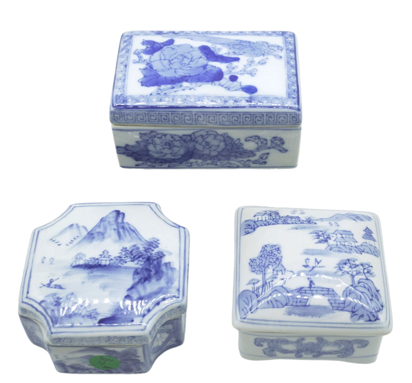 3 CHINESE PORCELAIN BLUE & WHITE BOXES (1 of 6)