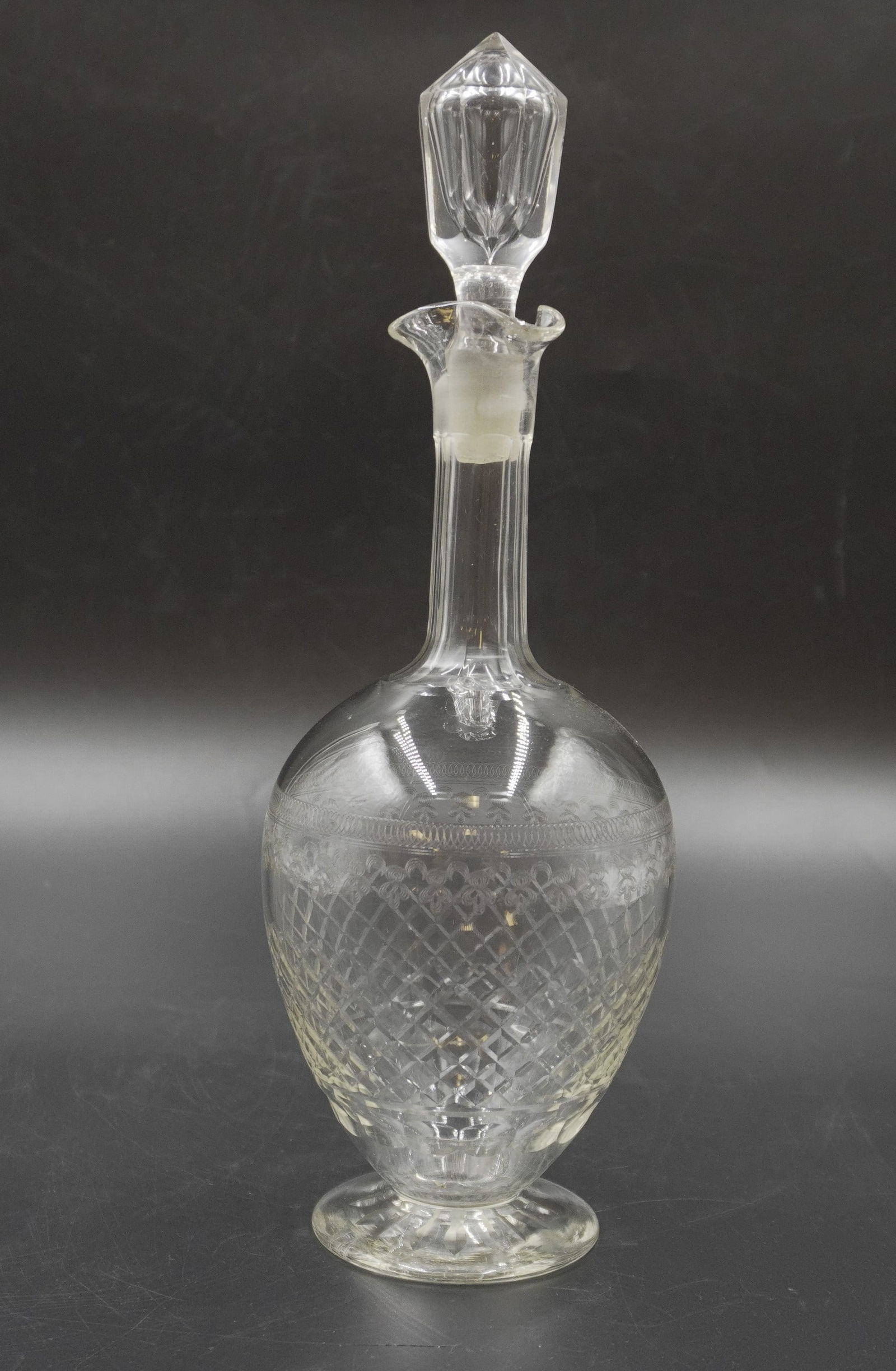 VINTAGE BACCARAT CRYSTAL ROHAN DECANTER (1 of 4)